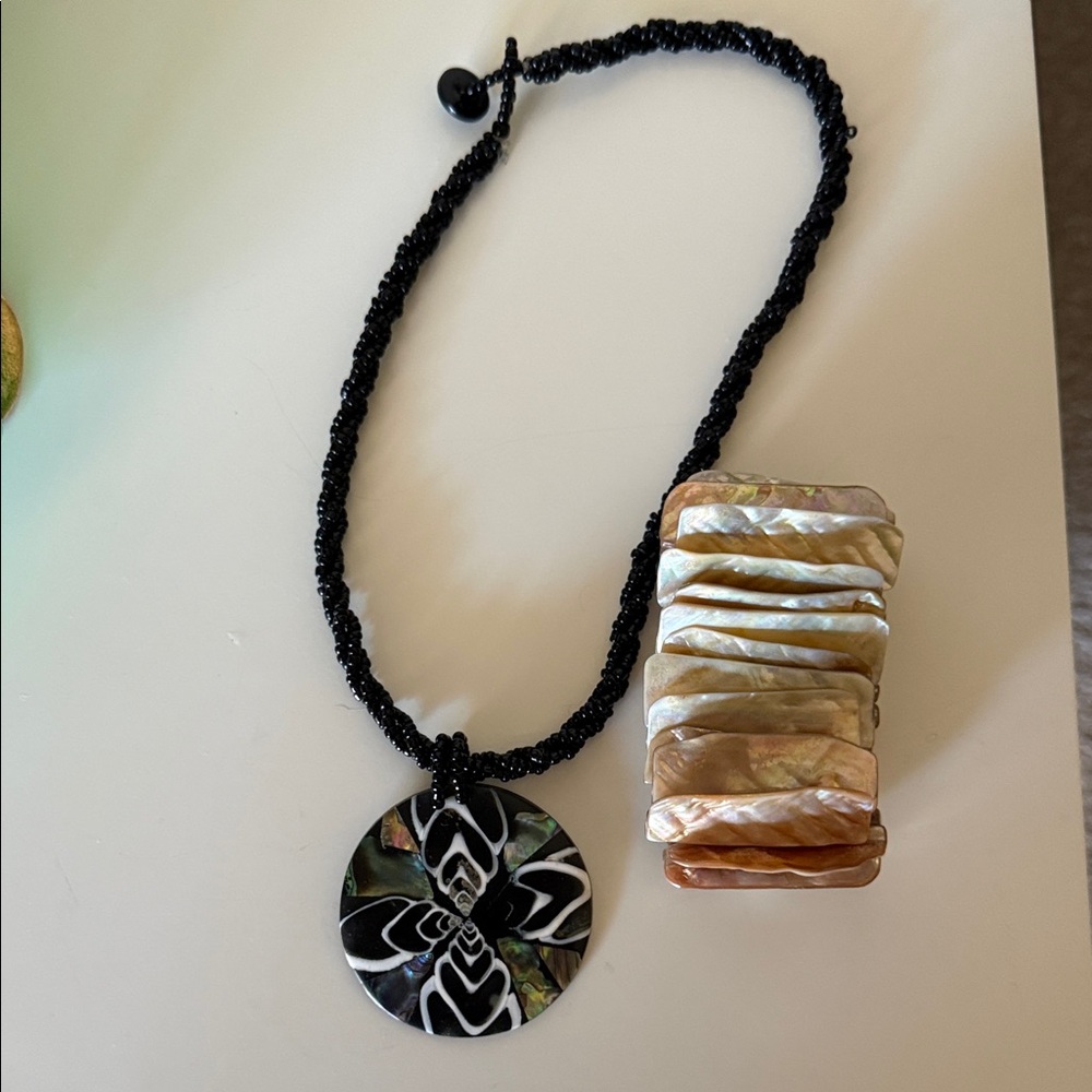 Black and Cream Beaded Necklace & abalone bracelet